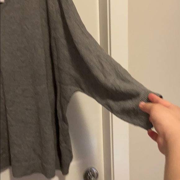 JustFab NWT Grey Sweater - Picture 5 of 6